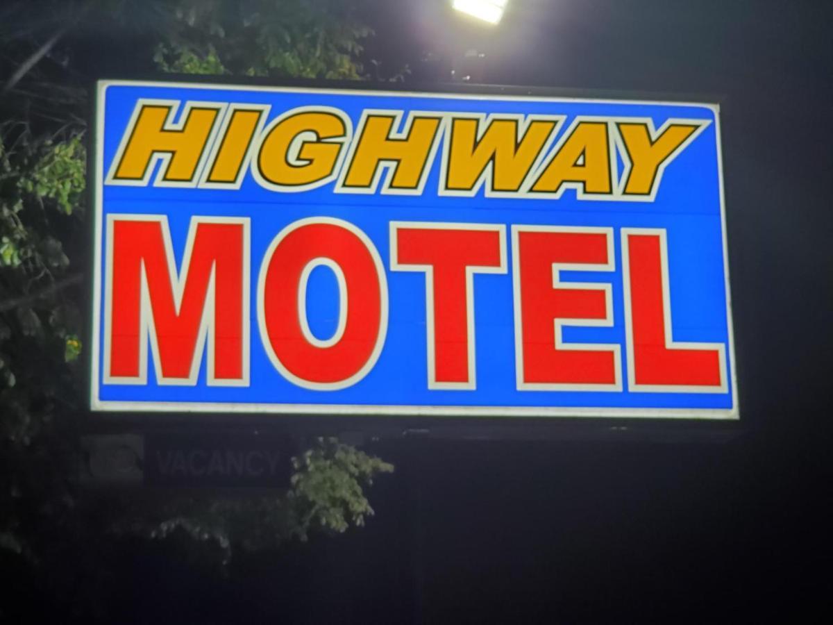 Highway Motel Saint Paul Eksteriør bilde